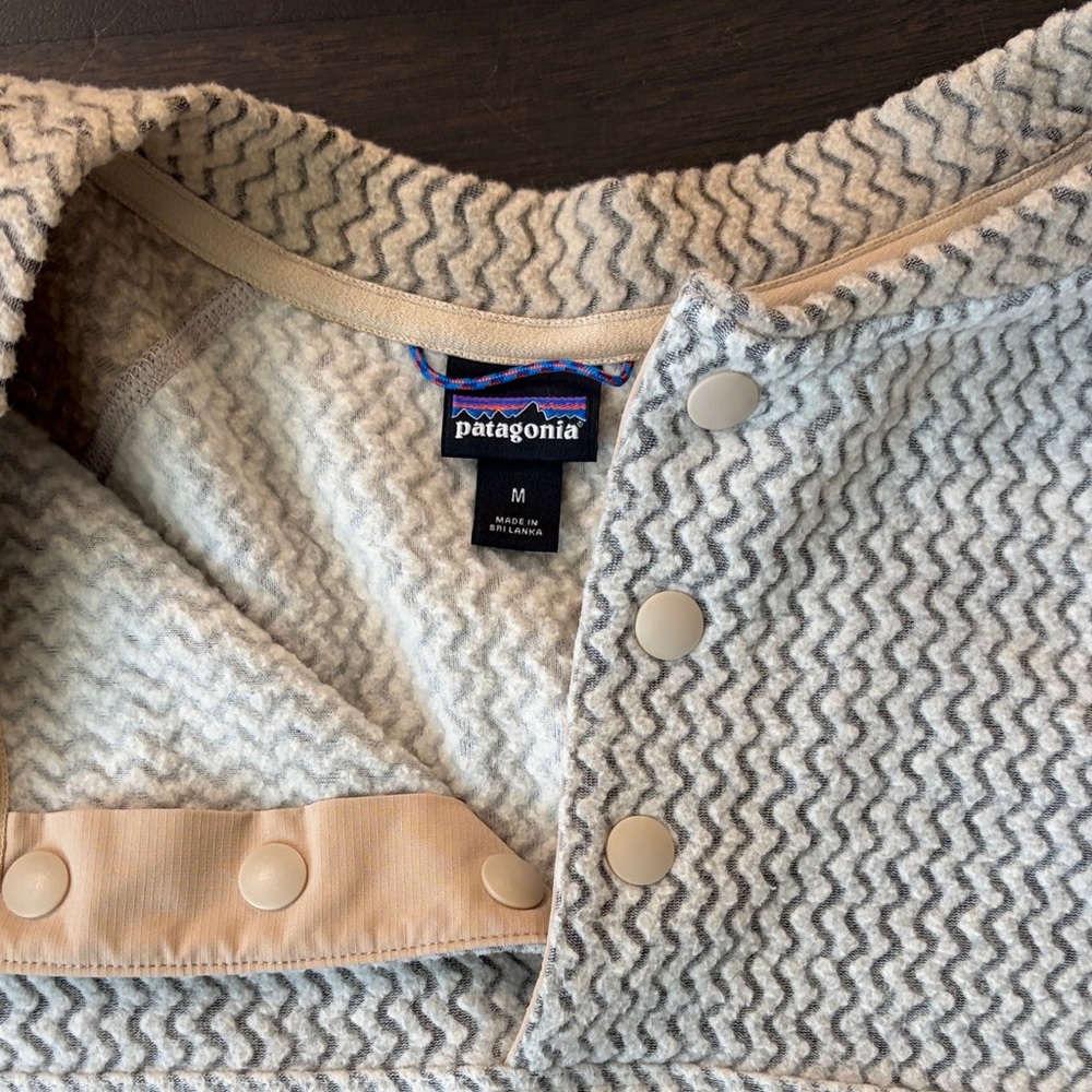 Patagonia Cream Textured Long Sleeve Shirt - Picture 2 of 3